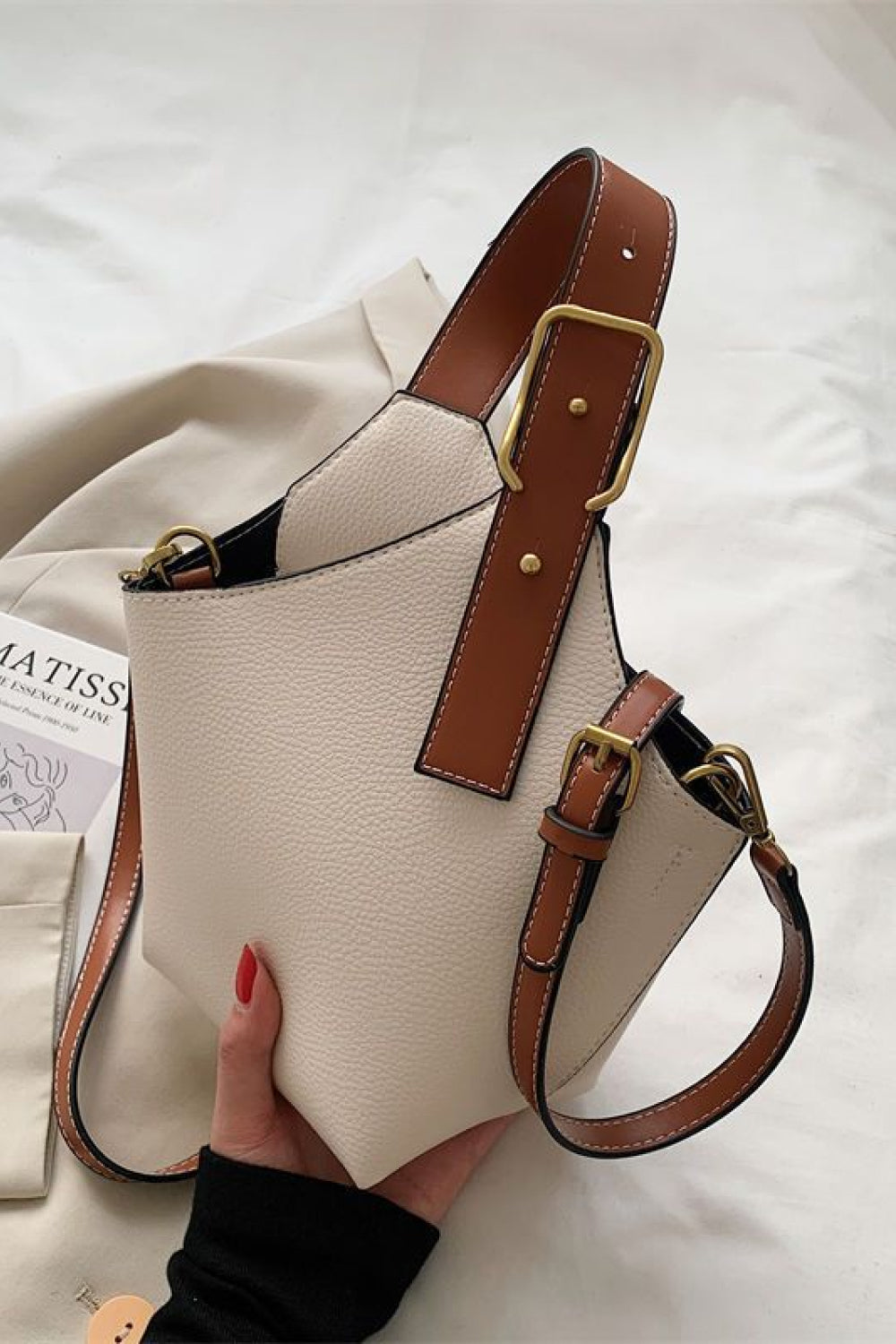 Fashion PU Leather Bucket Bag - Lecatta