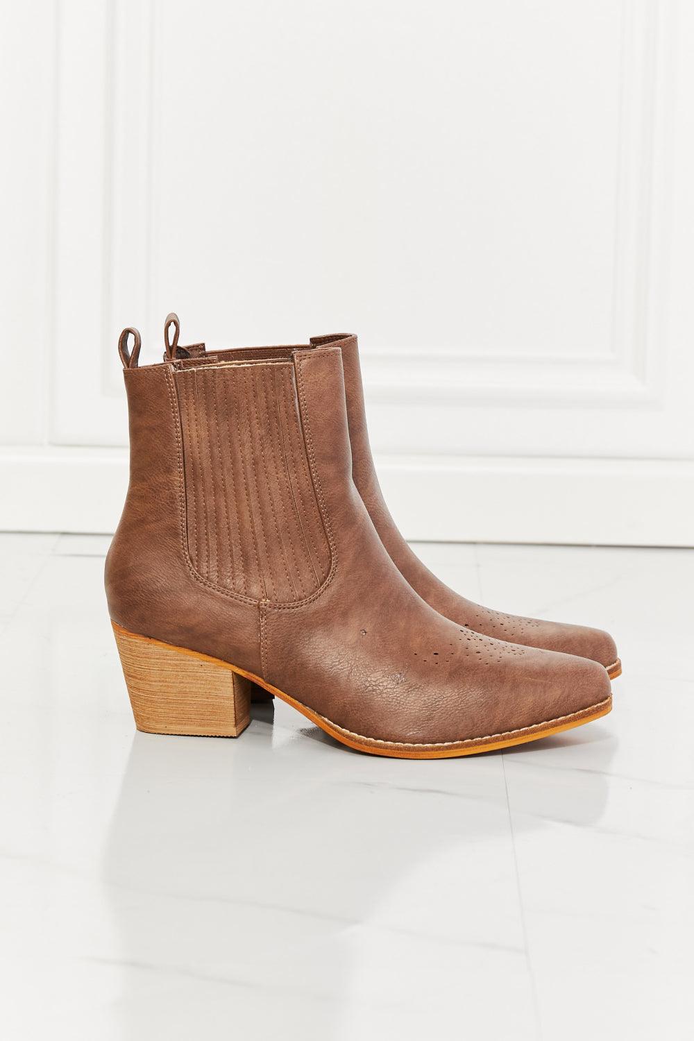 MMShoes Love the Journey Stacked Heel Chelsea Boot in Chestnut - Lecatta