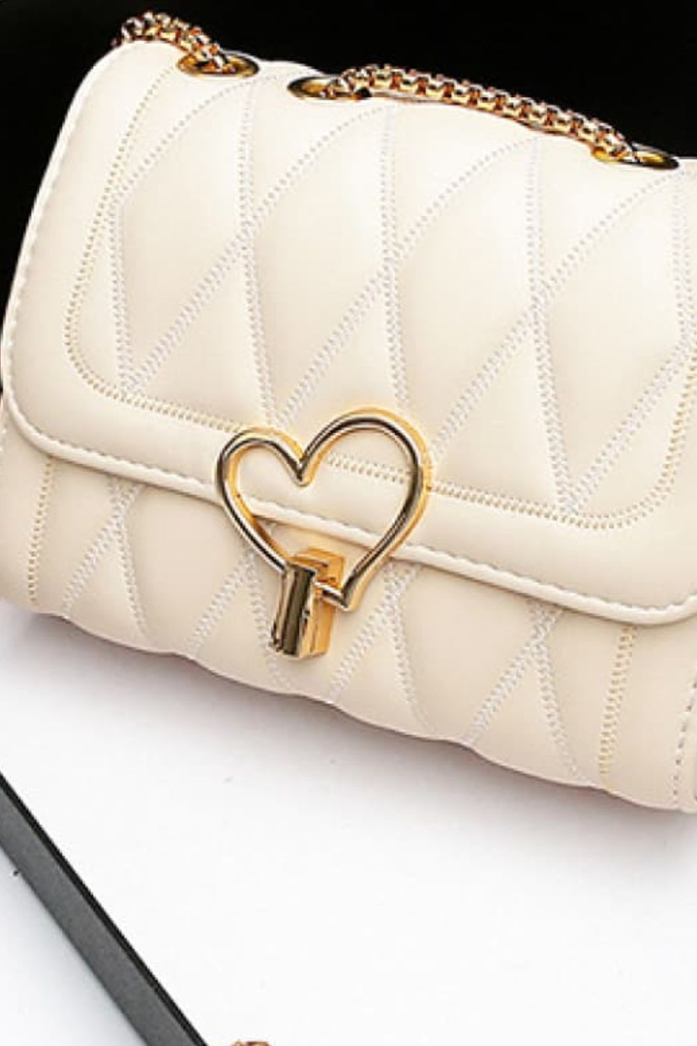Heart Buckle PU Leather Crossbody Bag - Lecatta