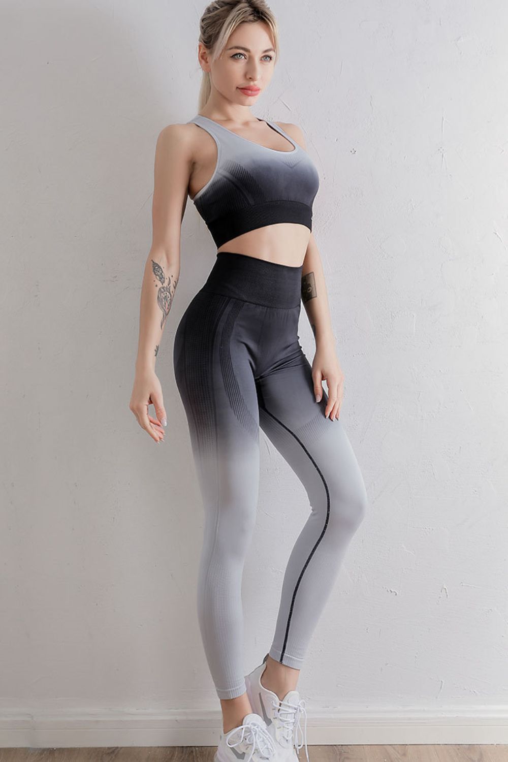 Gradient Sports Bra and Leggings Set - Lecatta