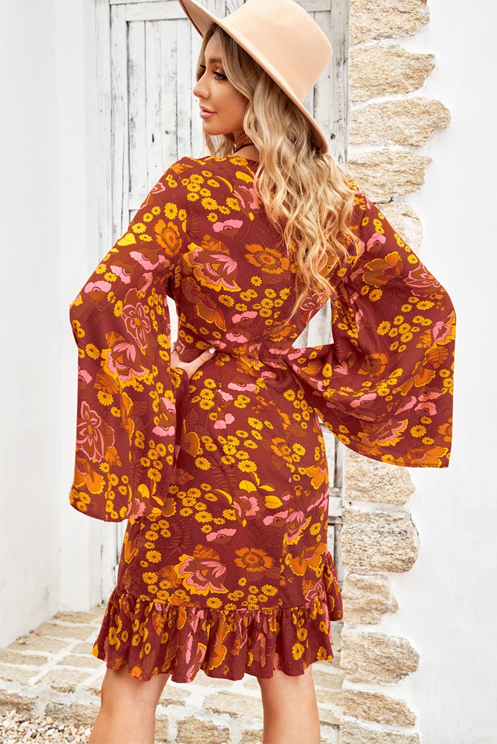 Floral Round Neck Flare Sleeve Dress - Lecatta