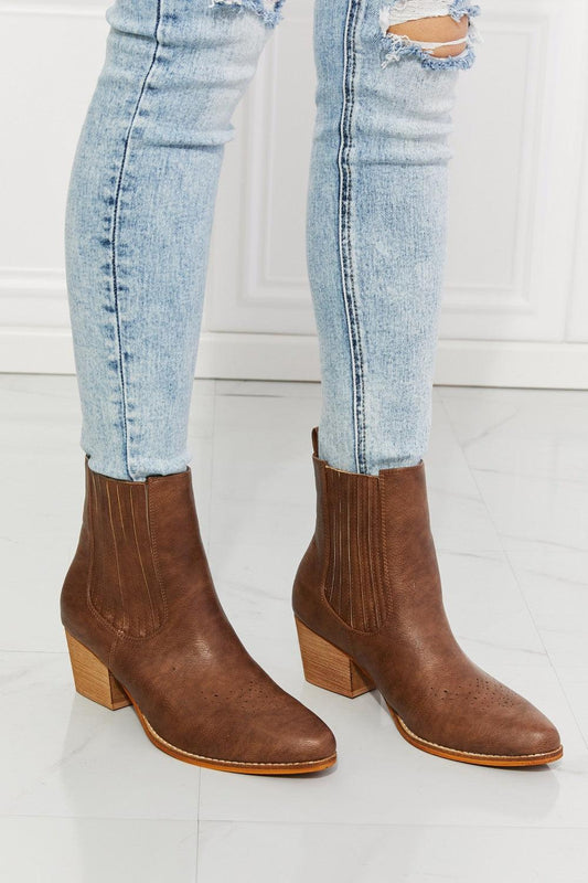 MMShoes Love the Journey Stacked Heel Chelsea Boot in Chestnut - Lecatta