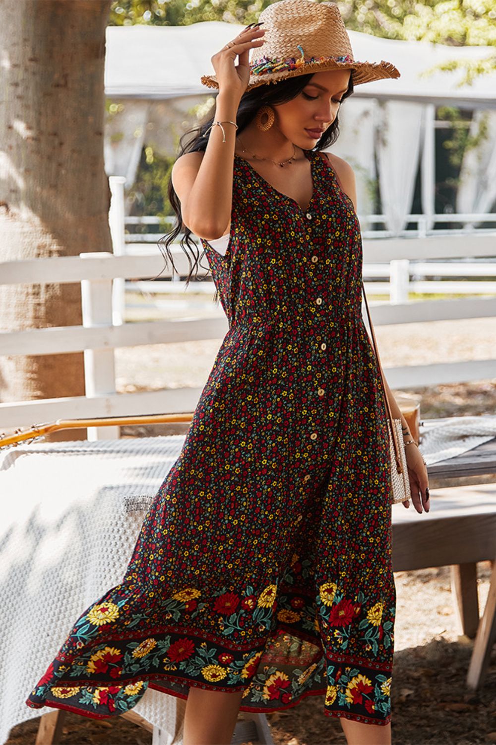 Floral Print Bohemian Style V-neck Sleeveless Midi Dress - Lecatta