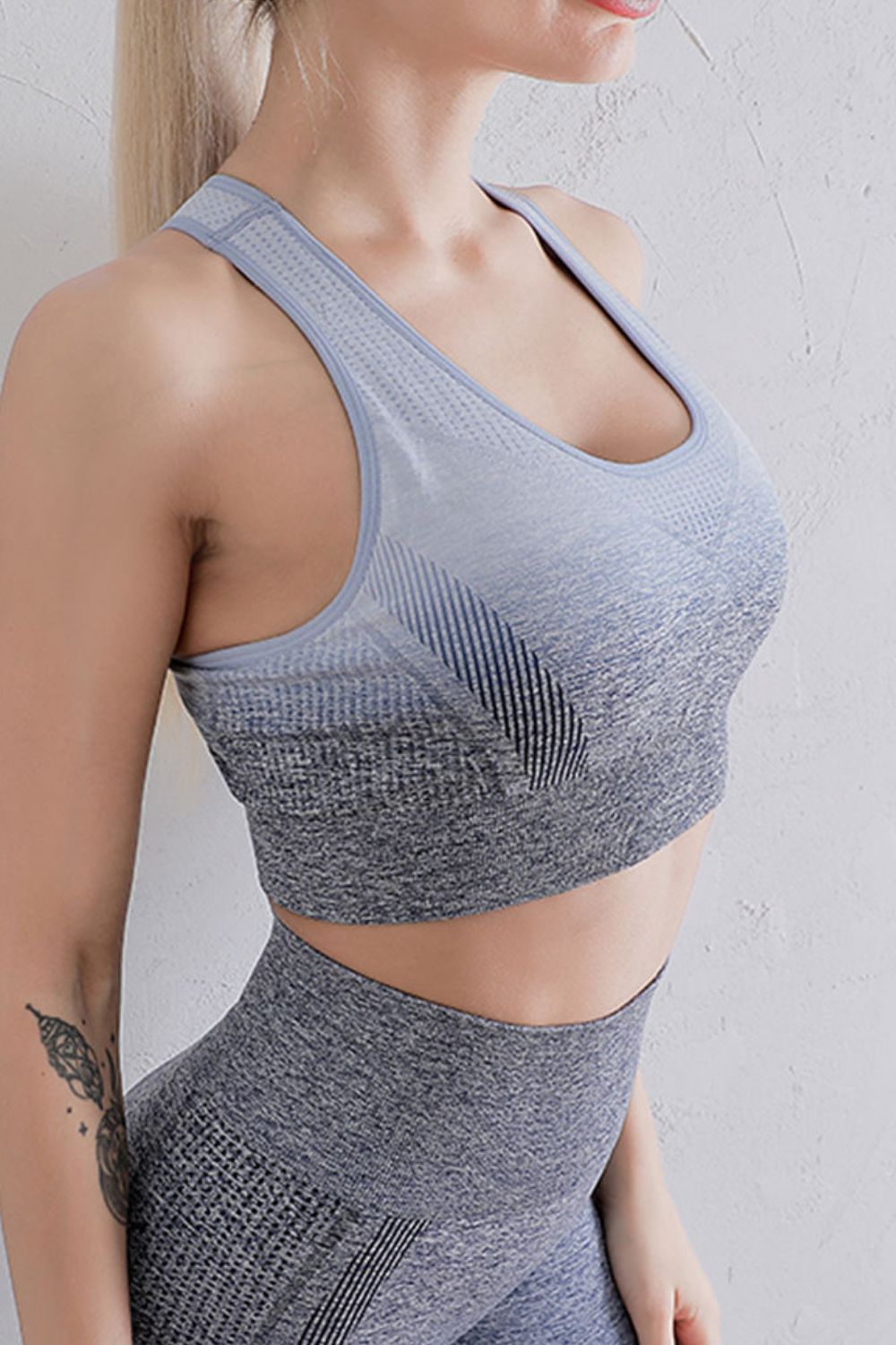 Gradient Sports Bra and Leggings Set - Lecatta