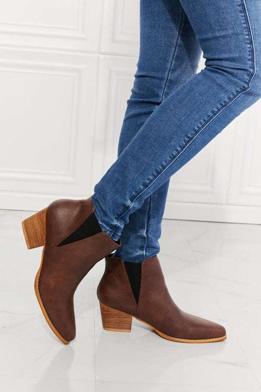 MMShoes Back At It Point Toe Bootie in Chocolate - Lecatta