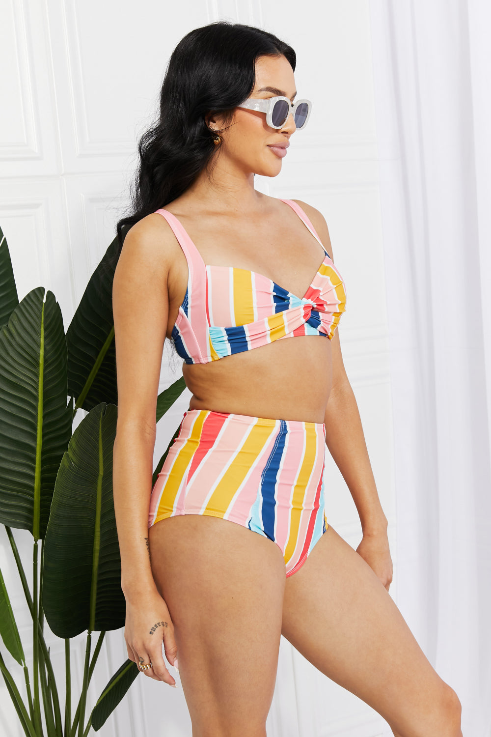 High-Rise Bikini in Stripe - Lecatta