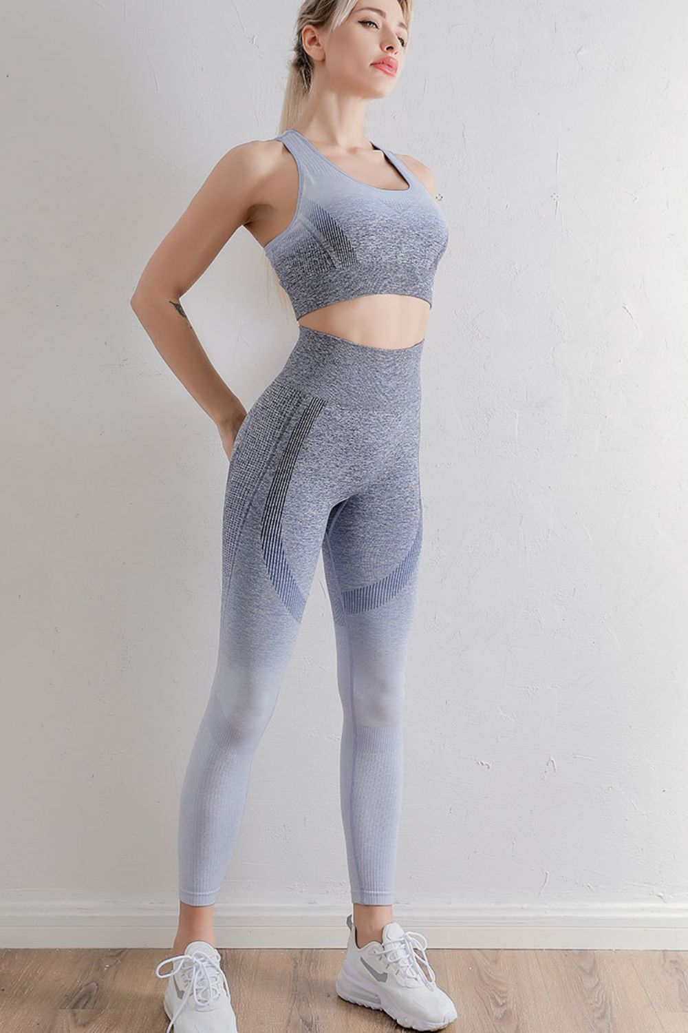 Gradient Sports Bra and Leggings Set - Lecatta